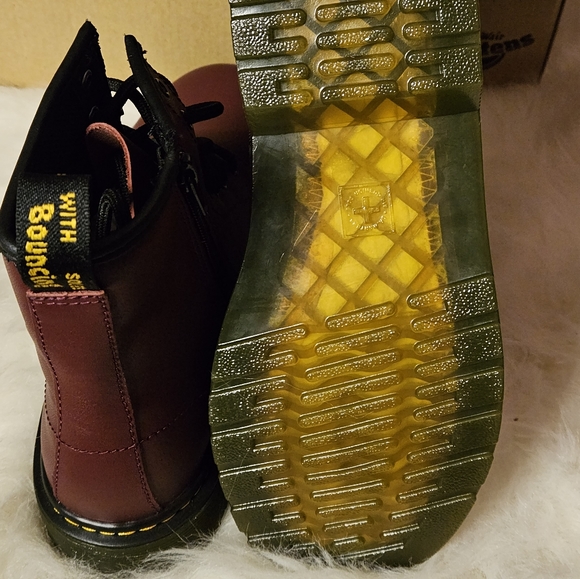 DR.MARTENS 1460 CHERRY RED BOOT - Picture 5 of 7